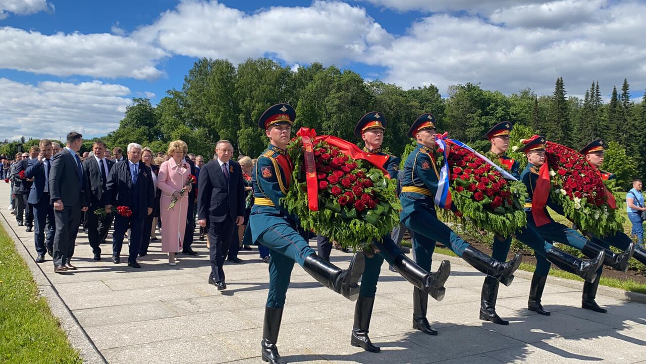 День памяти и скорби в Санкт-Петербурге День памяти и скорби в Санкт-Петербурге