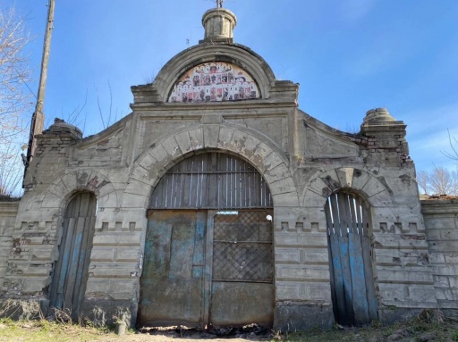 Прокуратура добивается восстановления ворот Громовского старообрядческого кладбища