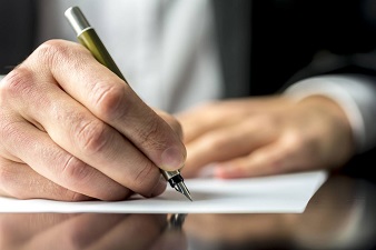 Что следует включить в некролог Что следует включить в некролог